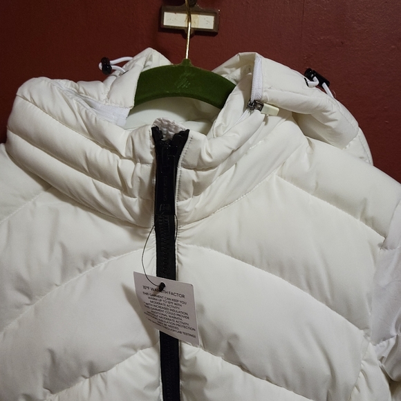 Calvin Klein Infinite Stretch White Jacket Size PXL - Picture 12 of 16